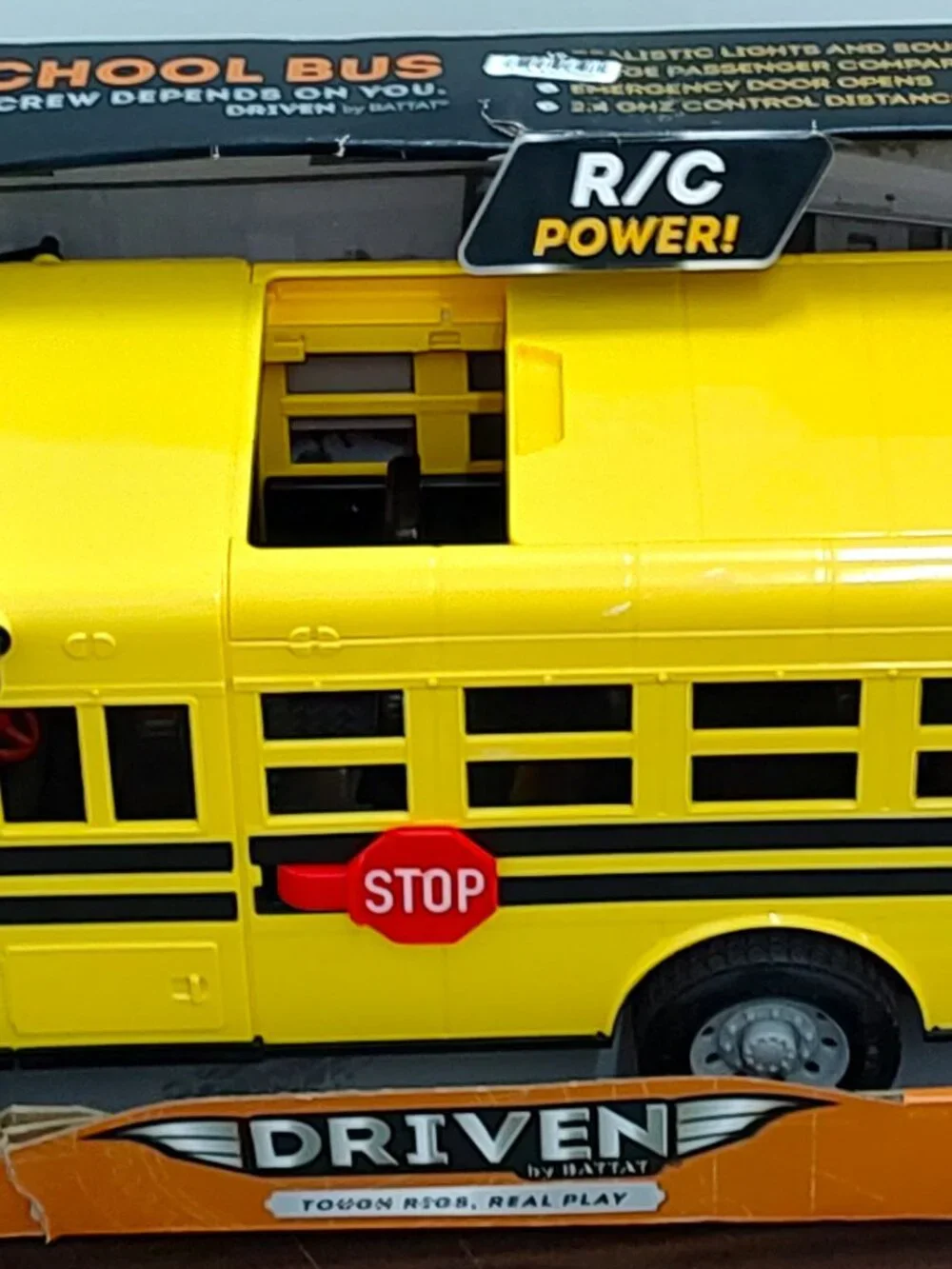 LPN - DRIVEN by Battat RC School Bus: Remote Control Vehicle Toy